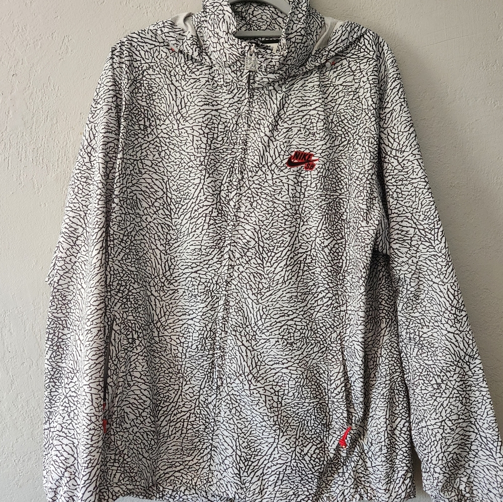 Rare Vintage Nike SB windbreaker